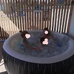 Tiny House Julija With Jacuzzi בית נופש *