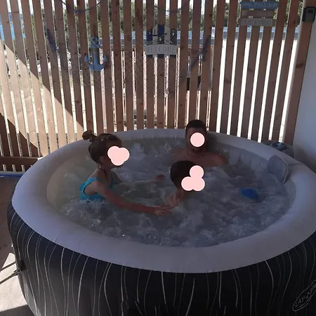 Tiny House Julija With Jacuzzi Ferienhaus *